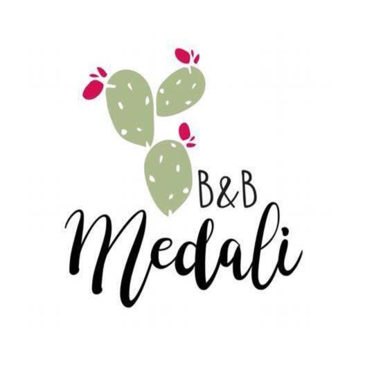 B&B Medali Vernole Buitenkant foto